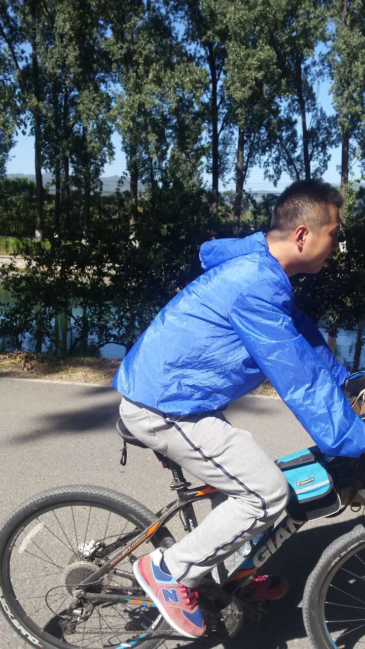2059696540.jpg